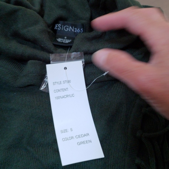 Sweater - Picture 3 of 3